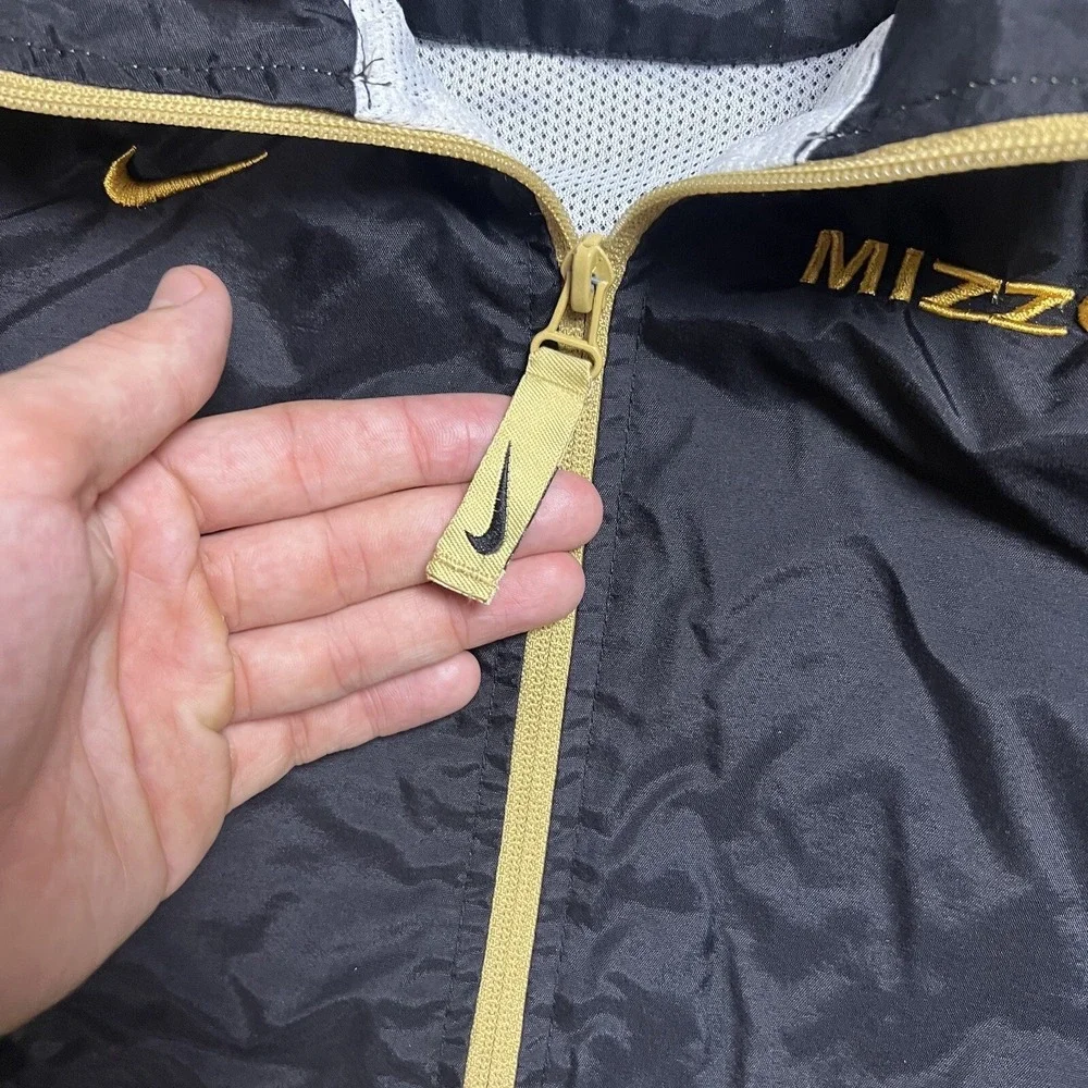 Nike vintage missouri